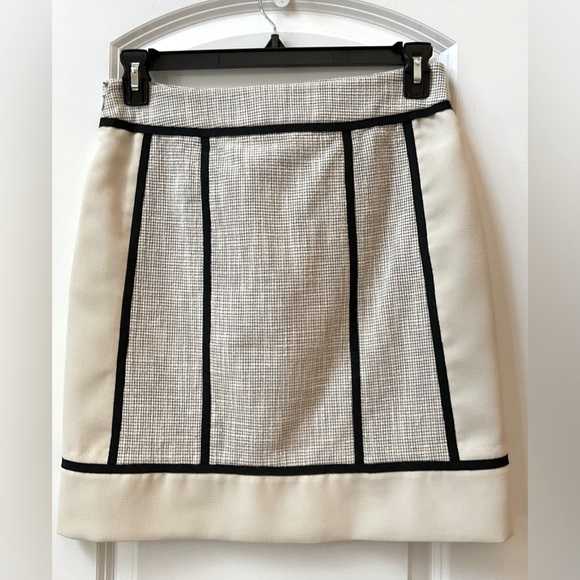 Ann Taylor Tweed & Crepe Skirt Ivory/Black - Picture 2 of 4